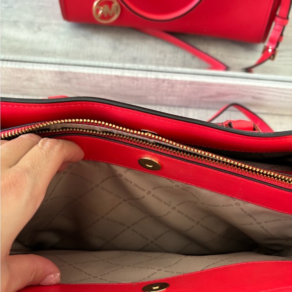 Michael Kors Vibrant Red Satchel - Picture 9 of 16